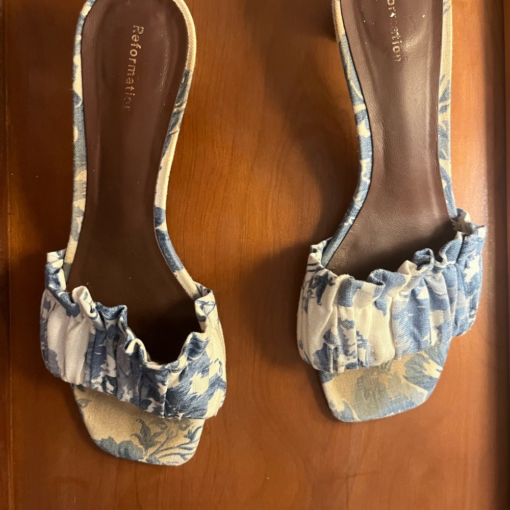 Reformation Blue and White Floral Sandals